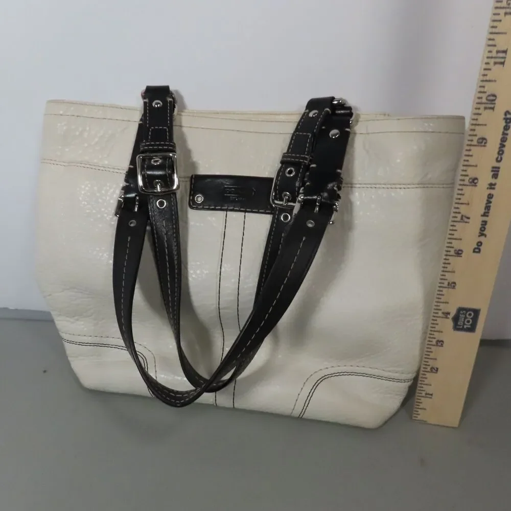 Coach F13089 Cream Leather Soho Tote Bag Black Strap Contrast Stitch Handbag
